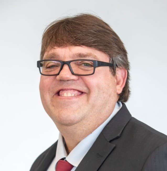 Theuns Henning