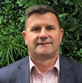 Neil Holdom