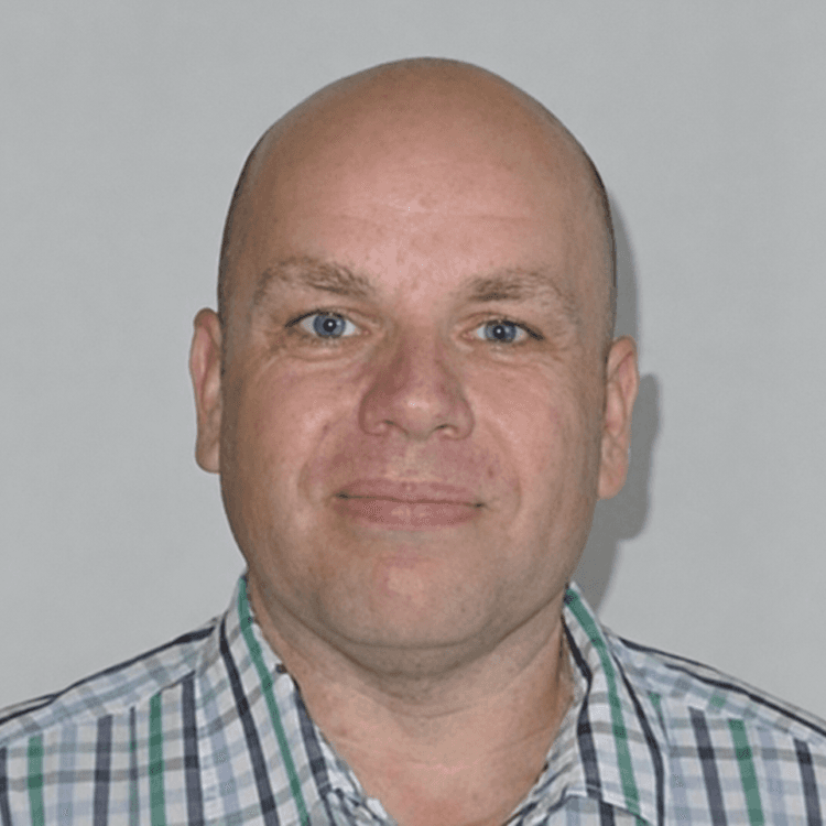 Simon Hodges